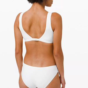 Ensemble de bikini blanc pour femme, col en V, sans couture, en spandex et nylon, bas de maillot de bain hipster, coupe classique, couleur unie, style simple - Product Image 2