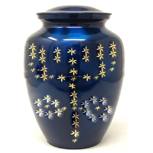 Urnas de cremación de latón decorativas con hermoso diseño Urnas funerarias para cenizas humanas Urnas masculinas y femeninas de entierro a bajo precio - Product Image 1