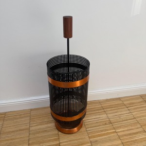 Porte-parapluie haut de gamme idéal pour l'entrée de la maison, support de rangement durable pour usage quotidien et élégant, fabriqué en Inde - Product Image 1
