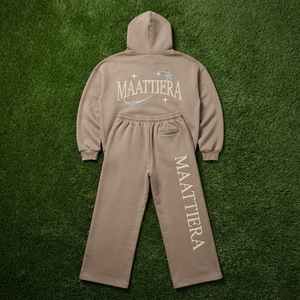Conjunto Deportivo Casual de Dos Piezas para Mujer, Sudadera Oversize Color Taupe y Pantalones Anchos - Product Image 6