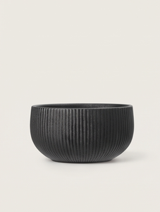 Tazón Negro Minimalista Contemporáneo, Texturizado, Artístico, Escultural, para Cocina, Comedor, Vajilla - Product Image 1