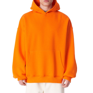 Sweat à capuche d'hiver surdimensionné de luxe personnalisé pour homme, 500 GSM, 100 % coton, avec épaules tombantes, en tissu polaire et poches intégrées - Product Image 1