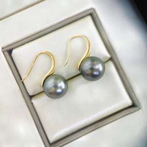 Pendientes Clásicos Retro de Perlas Edison para Mujer, de Lujo, con Forma Redonda de Agua Dulce, con Ligeras Imperfecciones - Product Image 1