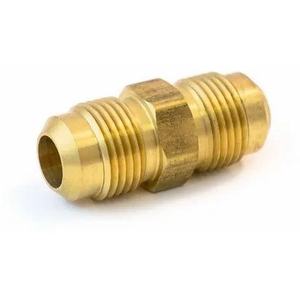 Unión de Latón para Sistemas de Refrigeración y Mecánica HVAC Industriales con Acabado Liso y Ingeniería de Precisión - Product Image 1