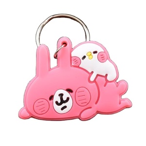 Logotipo y llaveros personalizados de PVC y parches bordados para cada ocasión Parches de goma personalizados duraderos y elegantes - Product Image 1