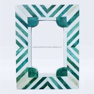 Cadre photo en bois réglable fait main de luxe à motif monochrome avec incrustation en losanges noir et ivoire, décoration de table design - Product Image 6