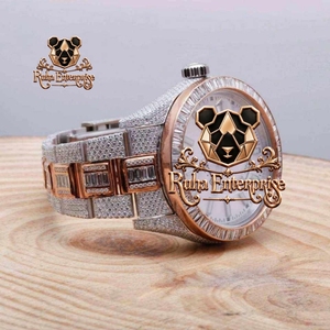Montre à quartz de style luxueux en acier inoxydable ornée de cristaux. - Product Image 5
