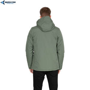 Traje Impermeable para Senderismo TrailGuard, Transpirable, Cortavientos, Informal, de Poliéster Sólido, Reutilizable EcoTrail - Product Image 4