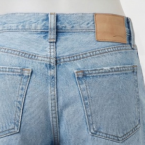 Shorts de Mezclilla Casuales Premium para Mujer, Estilo Boyfriend Desgastado y Roto, para Verano, Ajuste Cómodo, Color Personalizado - Product Image 5