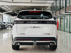 Jetour X70PLUS Édition Haut de Gamme 2025, 5 places, Peinture d'origine, 2 roues motrices, Voitures d'occasion à <span class=keywords><strong>vendre</strong></span>, Fournisseur automobile de qualité - Product Image 4