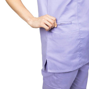 Conjunto de Uniforme Médico con Cuello en V para Mujer, Manga Corta, Ropa de Trabajo para Enfermeras, Diseño Personalizado, Fabricante OEM al por Mayor para Personal Hospitalario - Product Image 2