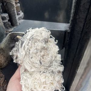Material de Residuos de Hilo de Algodón Natural de Alta Demanda para Reciclaje y Fabricación Textil Ecológica Disponible para la Venta - Product Image 5