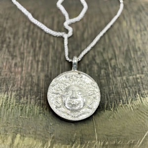 จี้เหรียญหน้าเงิน 925 จี้ออกแบบเสน่ห์ขายส่งโรงงานเครื่องประดับในประเทศไทย - Product Image 1