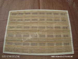 แผ่นรองจานลายตารางทอมือแบบธรรมชาติ - Product Image 3