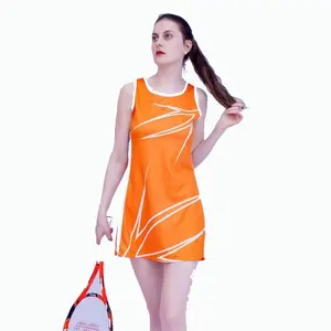 Logo personnalisé tendance fabricant sublimé OEM, uniforme de Badminton Tennis de Table le plus populaire pour femmes