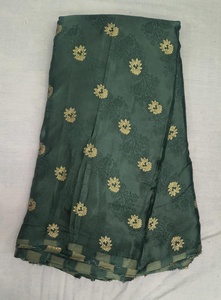 Tela de Crepé Jacquard de Seda Pura con Diseño Floral, Material Textil al por Mayor para Vestidos, Saris y Trajes de Mujer - Product Image 2