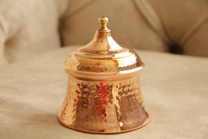 Conteneur à épices en cuivre artisanal de haute qualité avec couvercle, hermétique, design oriental, forme ronde, pour la cuisine, idéal pour offrir - Product Image 2