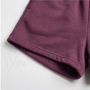 Conjunto de 2 piezas para mujer: Sudadera con capucha y pantalones cortos de forro polar de color liso, ajuste holgado informal, largo por encima de la rodilla, manga larga - Product Image 6