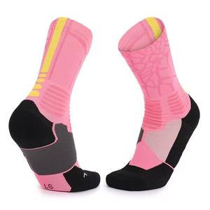 Standard Anti-Slip Youth Sports <b>Socks</b> with Towel-Like Texture Breathable Versatile Basketball <b>Socks</b> Featuring Custom Logo Bottom - Product Image 3