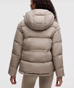Blouson court à capuche Wintu pour femme, matelassé, décontracté, orné de paillettes et de dentelle, avec fermeture éclair, en polyester, personnalisable avec logo privé, imperméable - Product Image 5