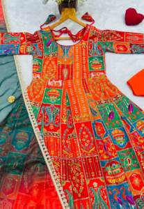 Ensemble Anarkali de Luxe pour Femme : Robe, Pantalon et Dupatta avec Broderie et Imprimé de Haute Qualité, Idéal pour les Fêtes de Diwali, Disponible en Gros - Product Image 5