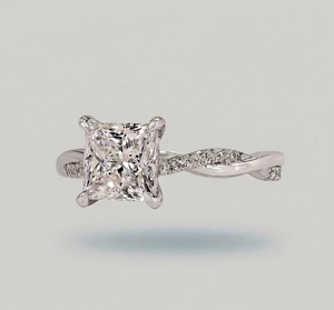 Bague de fiançailles et alliance torsadée en platine massif 950 avec diamant de laboratoire HPHT de 1,16 carat VS1 couleur E et diamant princesse de 1 carat - Product Image 1