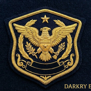 Parche de escudo bordado a mano con hilo de lingotes de oro, insignia para blazer, escudo con lanza cruzada, emblema histórico de club - Product Image 5