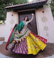 Ensemble Lehenga Choli traditionnel de style Gujarati en mousseline, imprimé numérique premium, avec travail de miroirs, pour femmes, idéal pour le Garba.