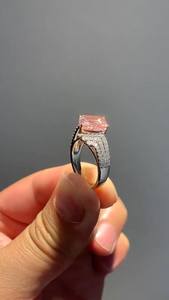 Precioso anillo de propuesta romántico con diamante de corte cojín de moissanita rosa para mujer, joyería fina de plata 925 original, regalo de boda - Product Image 5