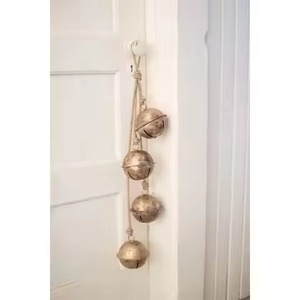 Campana Colgante de Metal de Inspiración Vintage para Decoración Navideña, Colección de Adornos para Árbol de Navidad y Estilo Rústico de Temporada - Product Image 2