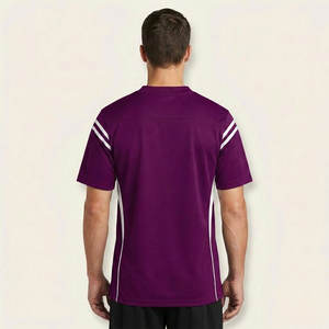 Maillot de football personnalisé pour hommes, uniforme sportif léger conçu pour les matchs et les entraînements - Product Image 2