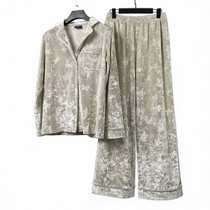 Manufacturer Custom Winter Summer Spring <b>Fleece</b> Flannel High-quality Warm <b>Pyjamas</b> Sleepwear <b>Women's</b> 2 Piece Pajamas Set - Product Image 1