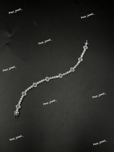 Bracelet tennis classique en argent 925 pour femme, serti de diamants, motif trèfle géométrique, taille brillant rond, sertissage artisanal - Product Image 1