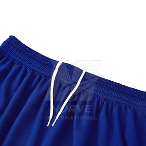 Uniforme de fútbol de última tendencia diseñado para equipos que buscan comodidad y una apariencia coordinada. - Product Image 5
