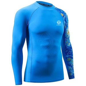 Camiseta de natación de manga larga para hombre, tejido de secado rápido con protección solar para surf y natación en el océano - Product Image 2