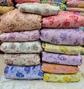 Tissu Jimichu Premium, mélange de soie douce, brillant, lisse et léger, idéal pour les saris, robes, chemisiers et vêtements ethniques - Product Image 4