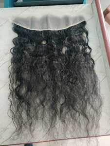 Yamuna Enterprises 13x4 13x7 Cabello Remy Virgen Indio Natural Rizado con Encaje Frontal HD, 100 Piezas - Product Image 1