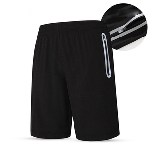 Shorts de VTT pour hommes, femmes et enfants, shorts de cyclisme, design de logo personnalisé, vêtements de sport d'extérieur, shorts de gym avec doublure rembourrée - Product Image 1