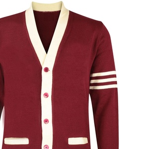 Cárdigan Rojo de Punto para Mujer, Marca D9 Sorority, Manga Larga, Cuello en V, Botones al Frente, Estilo Casual, Color Sólido, Corte Regular, Invierno, Estilo Vintage - Product Image 5