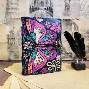 Carnet en cuir A5 fait main - Journal vintage à couverture rigide avec motif papillon et papier à bords festonnés sans bois - Product Image 1