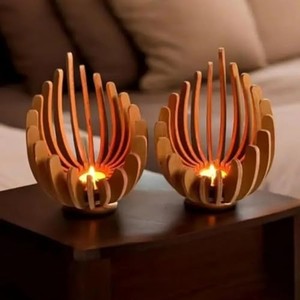 Portavelas Cuadrado de Madera de Teca Tallado a Mano |   Decoración del Hogar al por Mayor por Aqudus Saleem - Product Image 4
