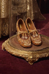 Calzado Khussa para Mujer, Antideslizante, Parte Superior de Seda Cruda, Color y Logotipo Personalizables, Diseño de Moda de Alta Calidad, Todas las Temporadas, MOQ Bajo, Superventas - Product Image 6