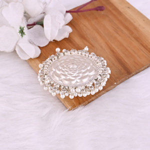 Grande bague réglable de style bohème avec motif floral perlé - Product Image 4