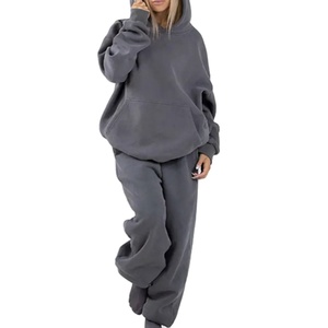 Survêtements techniques décontractés pour hommes, coupe ajustée, de haute qualité, avec logo personnalisé en gros, surdimensionnés, unisexes, par Salamons - Product Image 2
