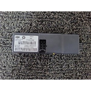 300 ECU y Módulos de Computación Usados 04602670AD - Product Image 1