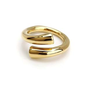 Ensemble d'anneaux de serviette minimalistes en aluminium durable pour une table élégante, adaptés aux événements, mariages, fêtes et usage quotidien - Product Image 1