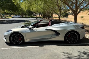 Chevrolet Corvette Stingray Convertible 3-LT 2022 - Product Image 6