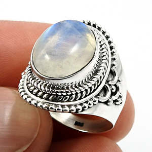 Anillo artesanal de piedra lunar arcoíris natural, hecho con plata de ley 925, corte ovalado, estilo bohemio, regalo para él. - Product Image 2