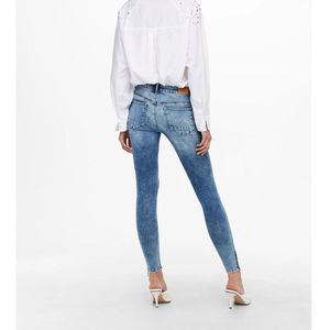 Vaqueros ajustados de mezclilla con cintura personalizada, efecto desgastado, estilo casual, hasta el tobillo, con logo sexy en la cintura - Product Image 3