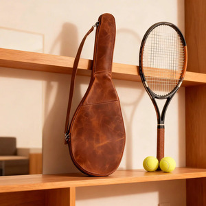 Bolsa de lujo para palas de pickleball, estuche de cuero con artesanía premium y almacenamiento deportivo organizado, en venta. - Product Image 1